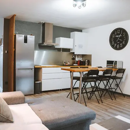 Apartment Le Dromardechois - Meuble 6 Personnes Sur Rhone - Ecolodgite *
